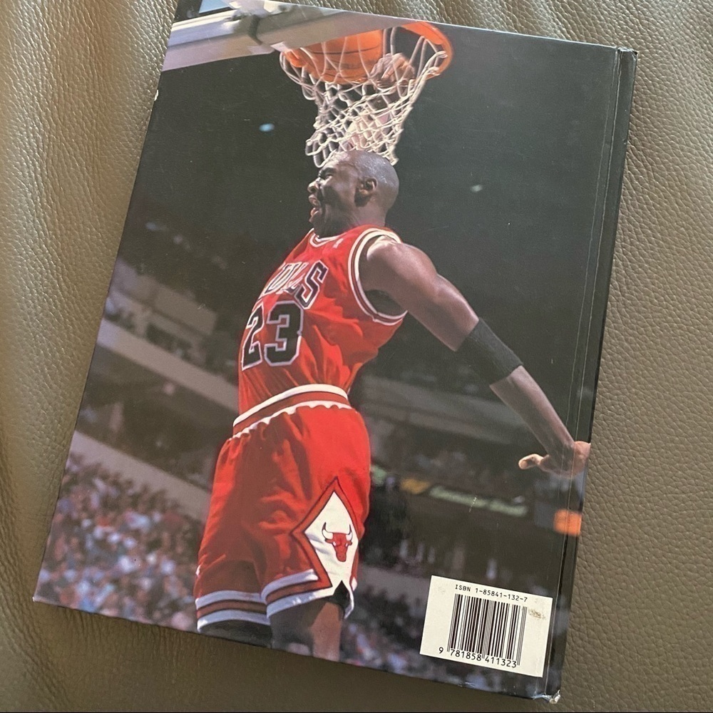 The Best of the NBA ~ Jack Clary - book - Picture 4 of 4